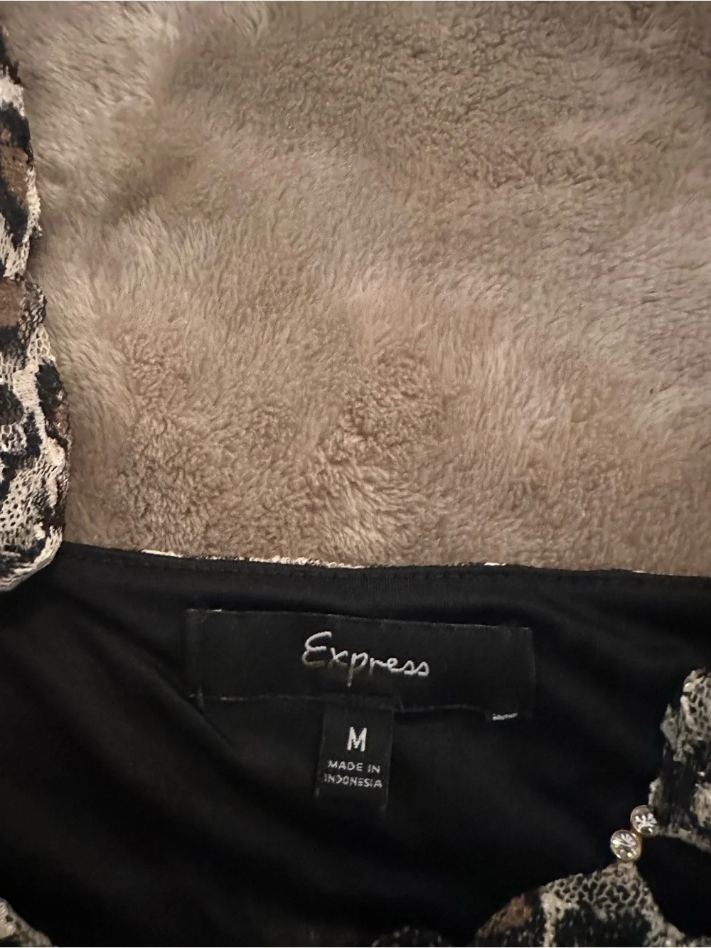 Animal print vintage express ruched top
